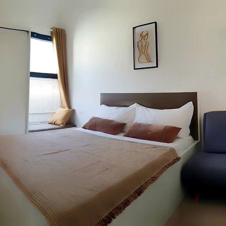 Bindi Apartment Himare Esterno foto