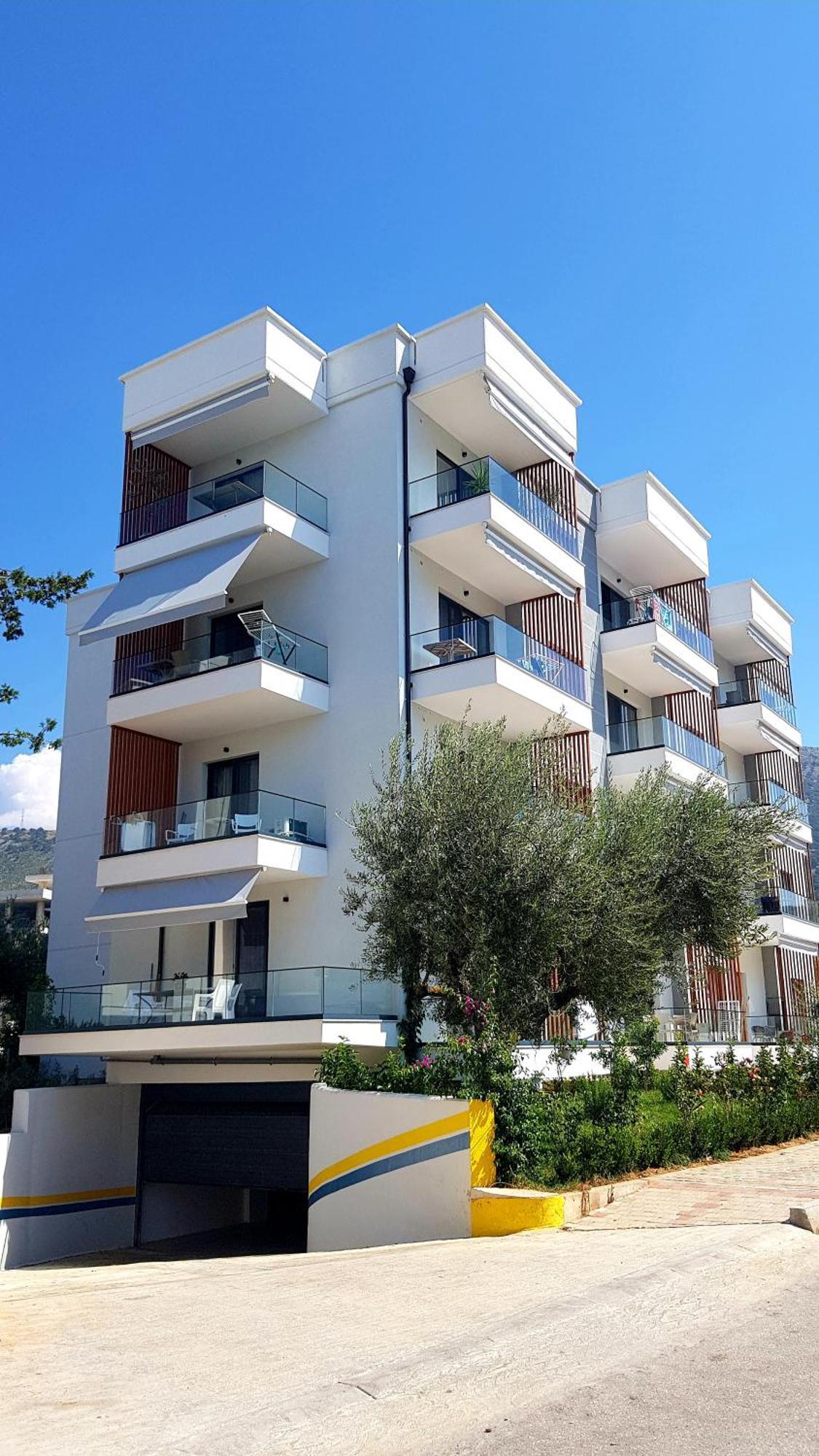 Bindi Apartment Himare Esterno foto