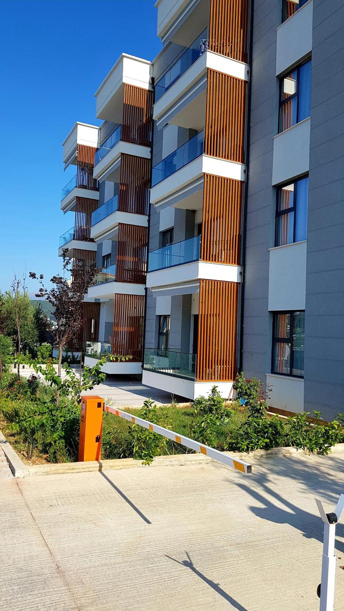 Bindi Apartment Himare Esterno foto