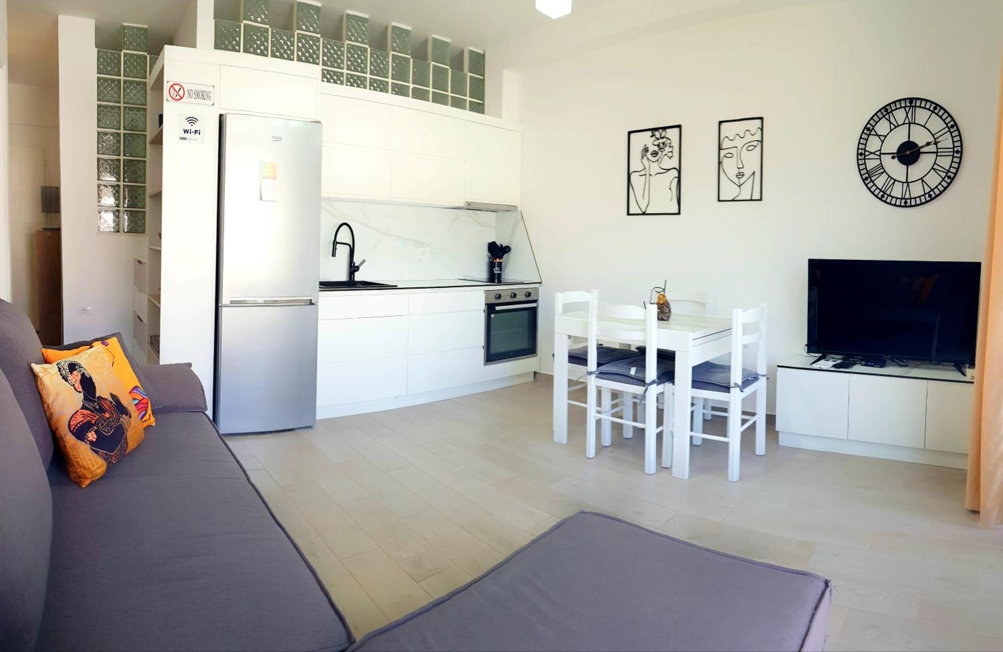 Bindi Apartment Himare Esterno foto